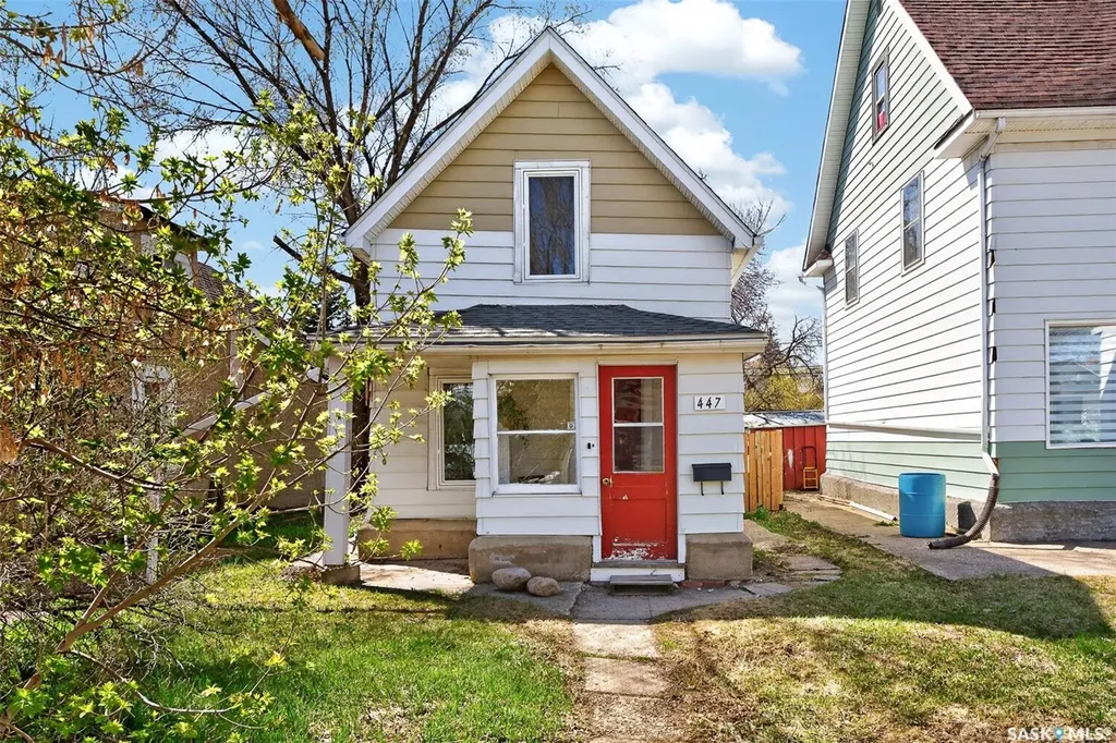 447 Athabasca Street W Moose Jaw SK S6H 2C4