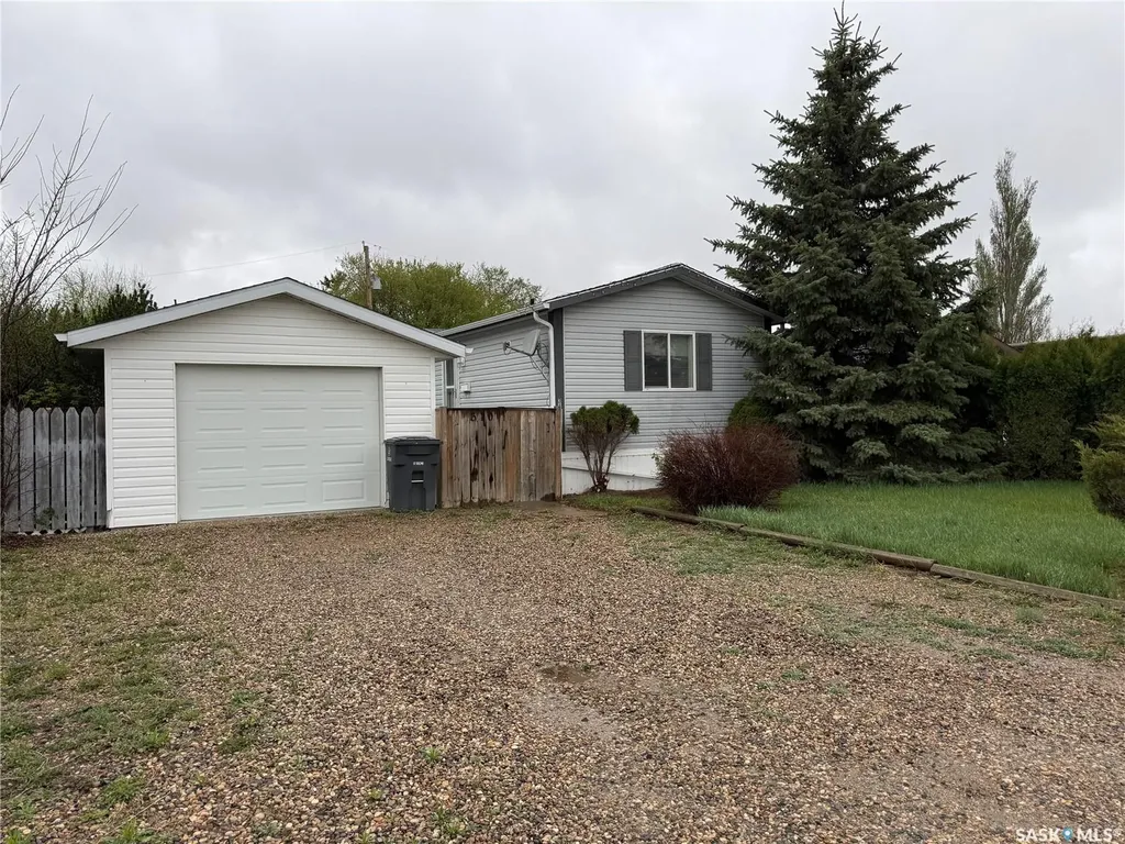 310 Christie Street Outlook SK S0L 2N0
