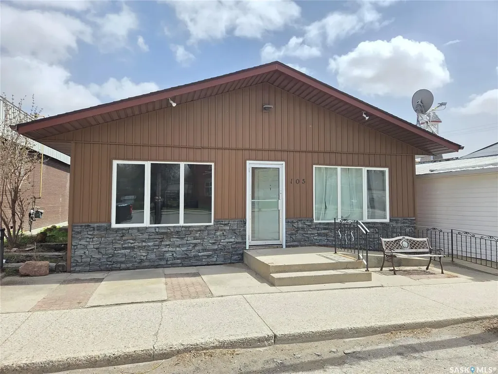 105 Main Street Wawota SK S0G 5A0