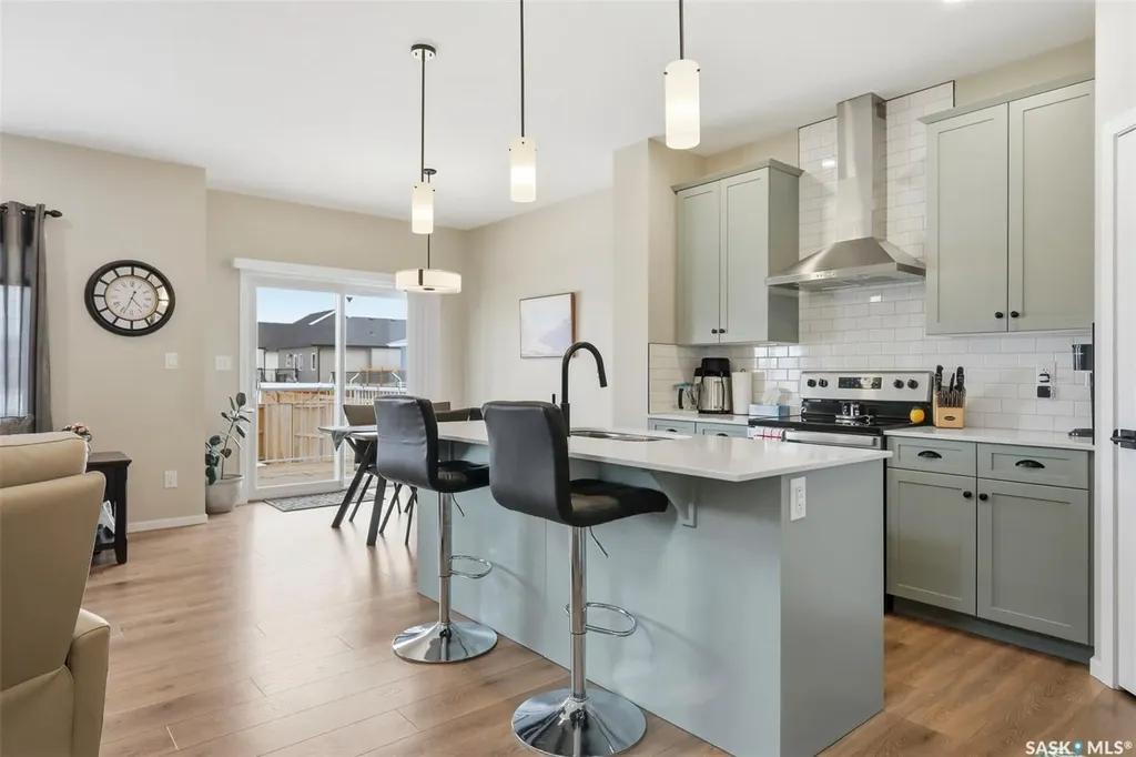 1019 Childers Court Saskatoon SK S7L 6T8