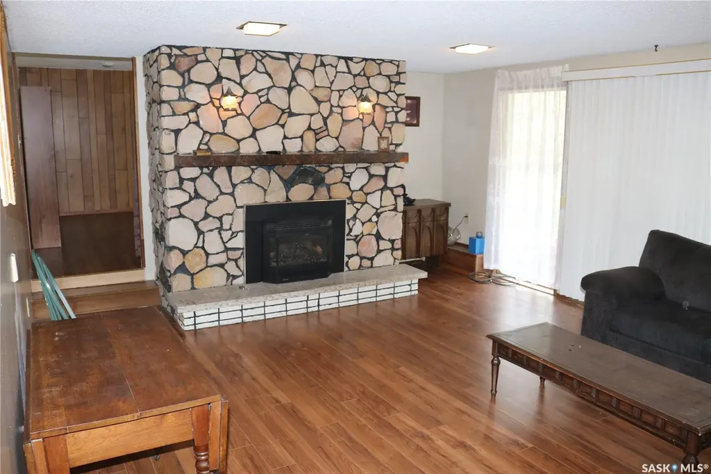 211 Pipestone Avenue Wawota SK S0G 5A0