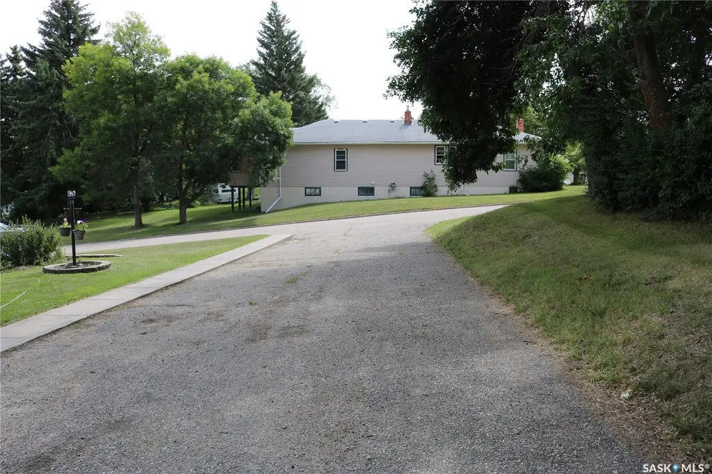 211 Pipestone Avenue Wawota SK S0G 5A0