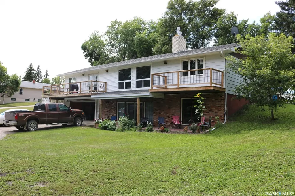 211 Pipestone Avenue Wawota SK S0G 5A0