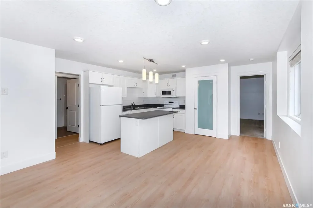 110 Akhtar Bend Saskatoon SK S7W 0Y9