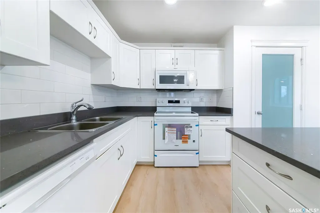 110 Akhtar Bend Saskatoon SK S7W 0Y9