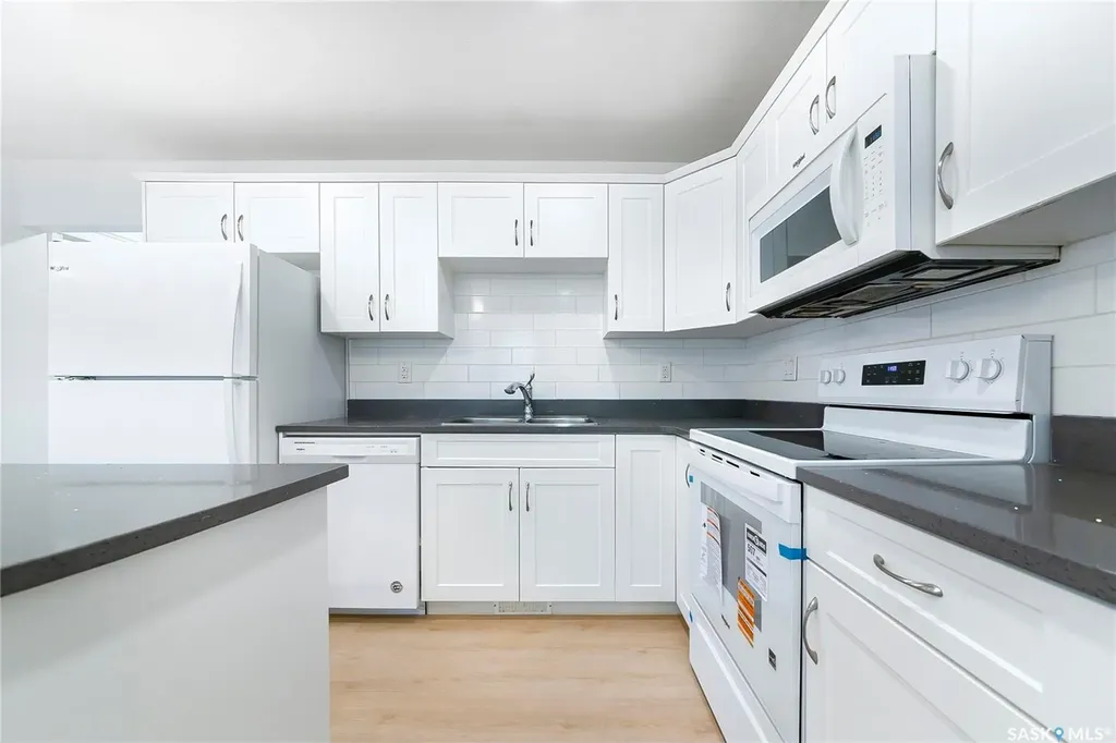110 Akhtar Bend Saskatoon SK S7W 0Y9