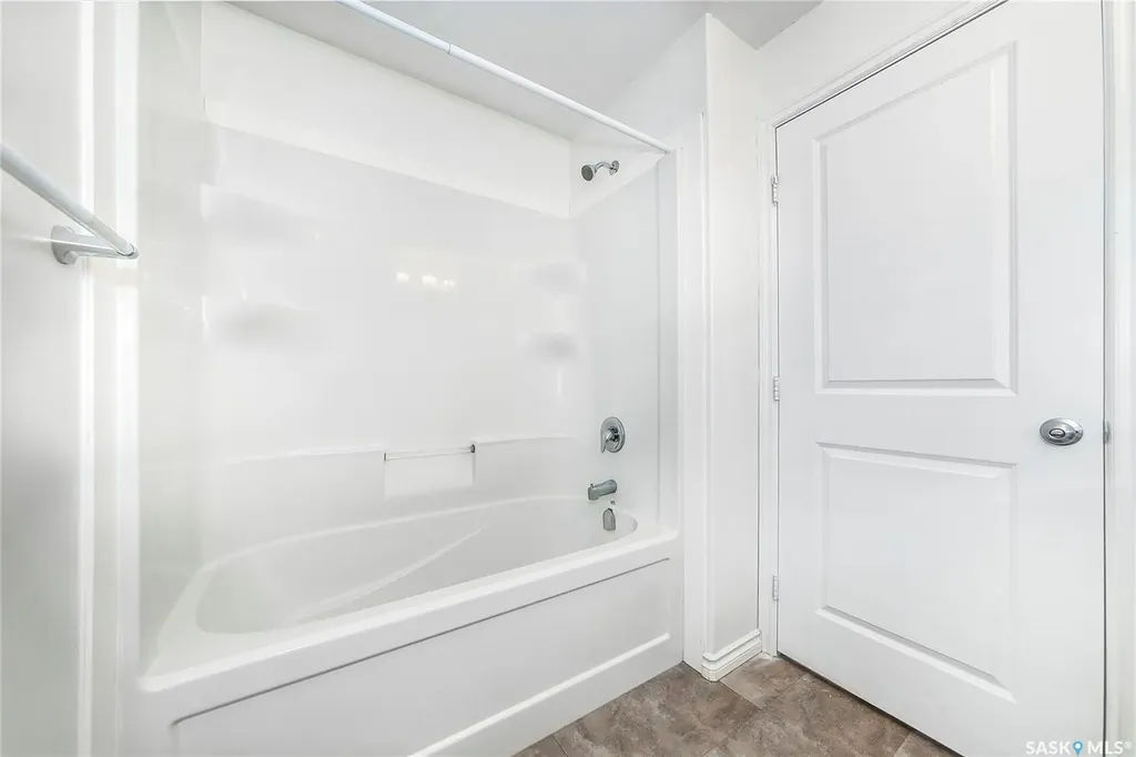 110 Akhtar Bend Saskatoon SK S7W 0Y9