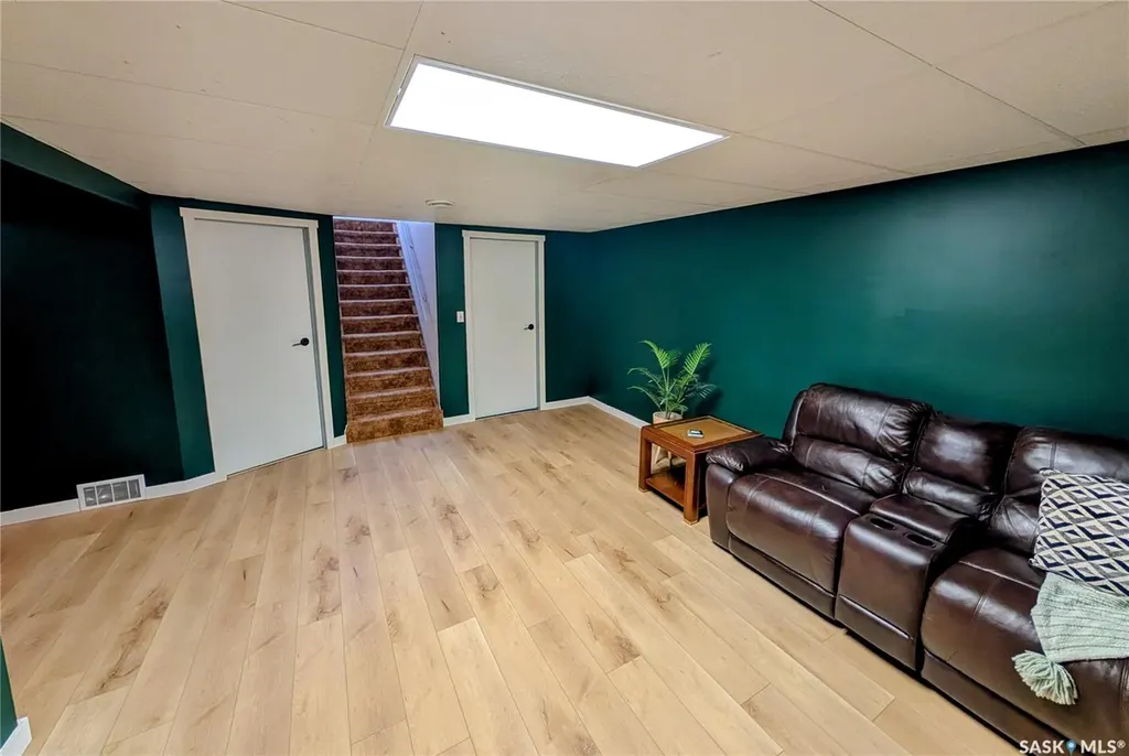 110 Paynter Crescent Regina SK S4X 1H6