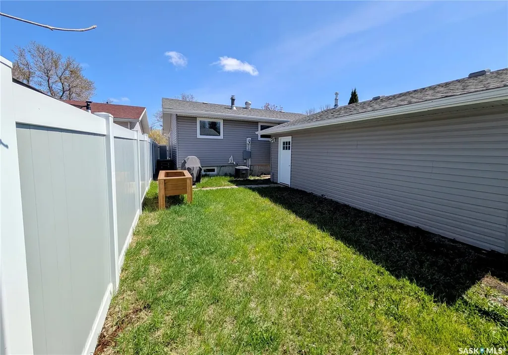 110 Paynter Crescent Regina SK S4X 1H6