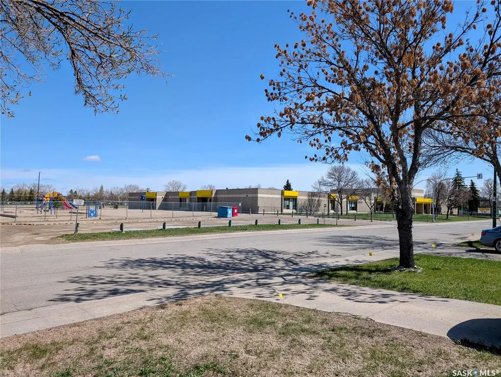 110 Paynter Crescent Regina SK S4X 1H6