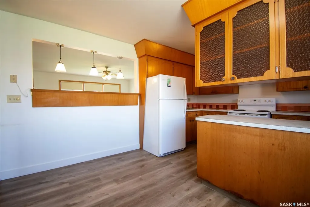14 Woodward Avenue Regina SK S4R 3H1