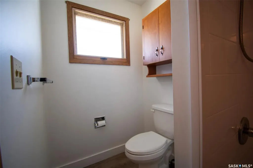 14 Woodward Avenue Regina SK S4R 3H1