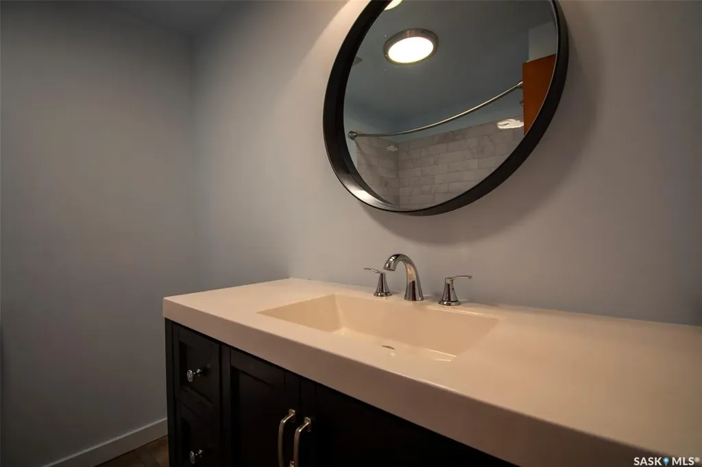 14 Woodward Avenue Regina SK S4R 3H1