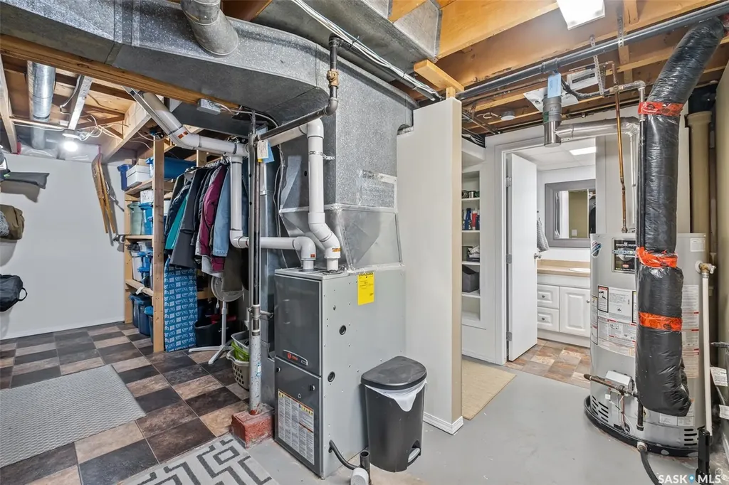 654 23rd Street W Prince Albert SK S6V 4H3
