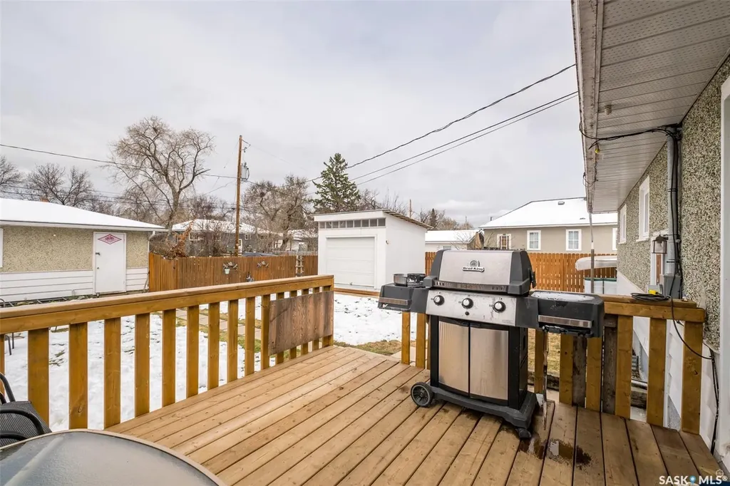654 23rd Street W Prince Albert SK S6V 4H3