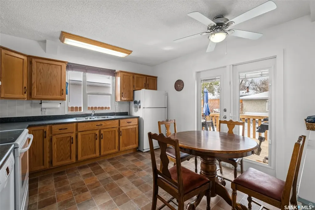 654 23rd Street W Prince Albert SK S6V 4H3