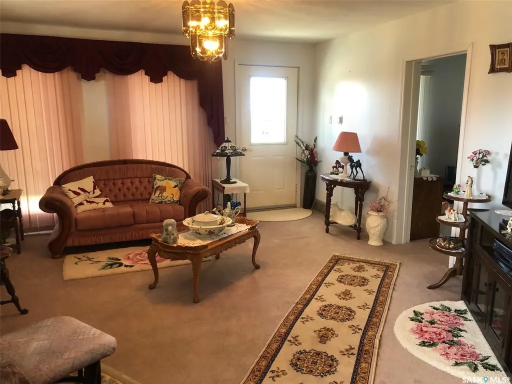28 Highway Avenue W Preeceville SK S0A 3B0