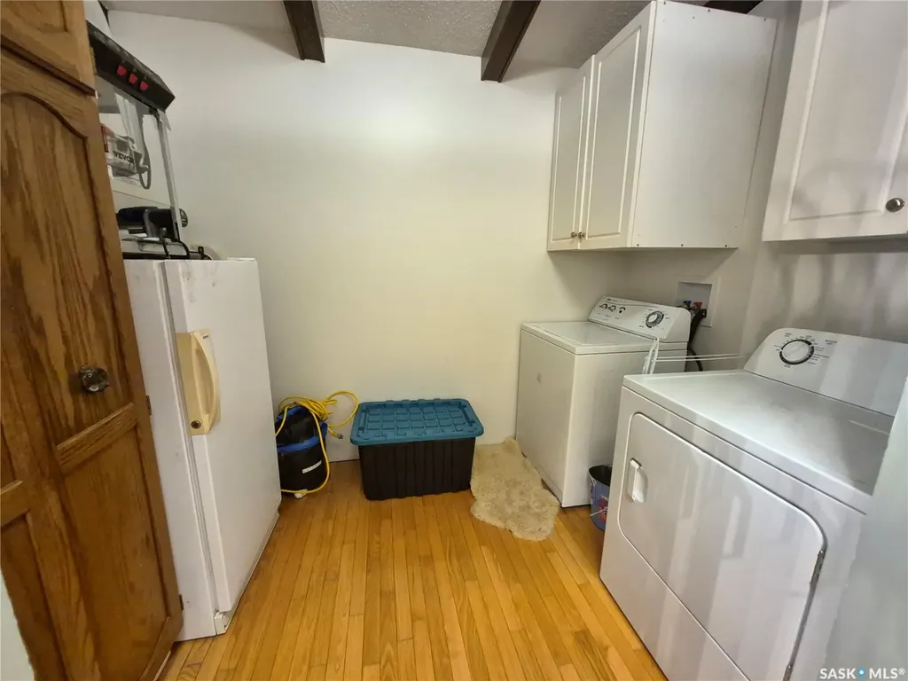 451 Woodlawn Crescent Weyburn SK S4H 0X5