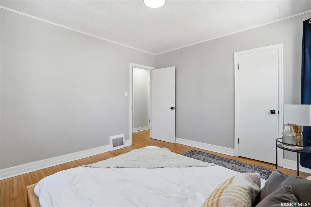 2022 Wascana Street Regina SK S4T 4J7