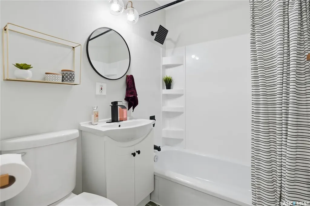 2022 Wascana Street Regina SK S4T 4J7
