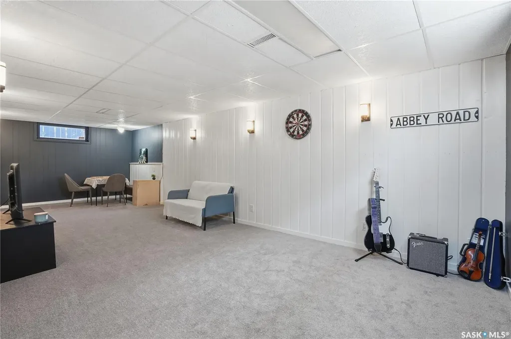 2022 Wascana Street Regina SK S4T 4J7
