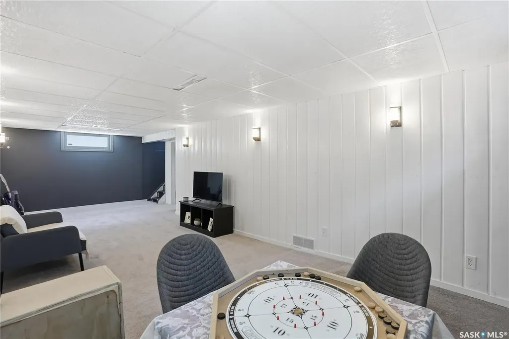 2022 Wascana Street Regina SK S4T 4J7