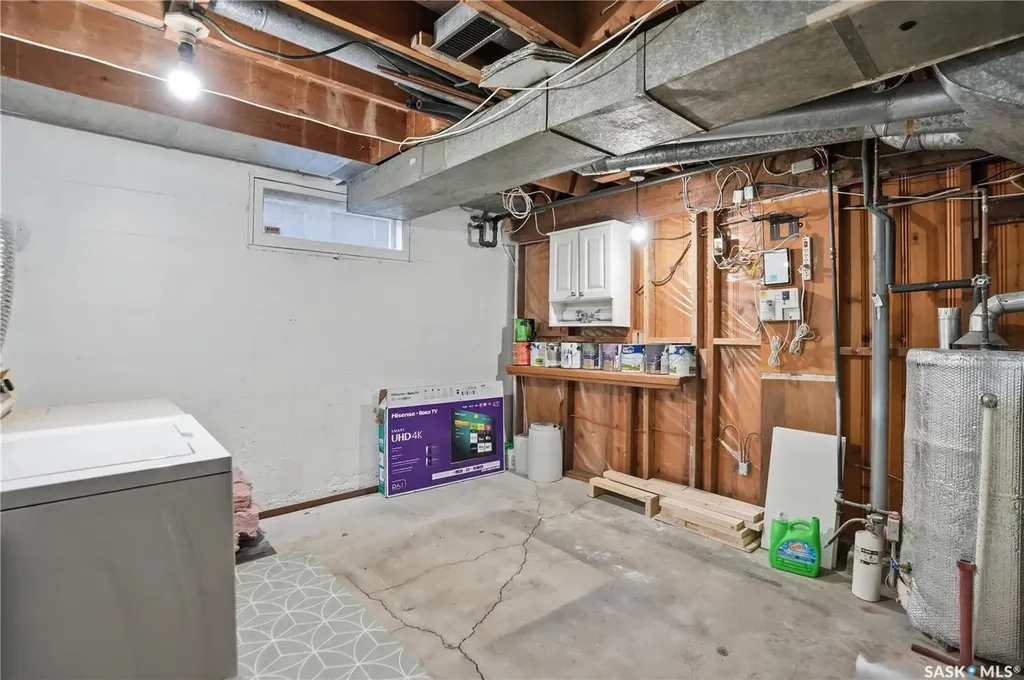2022 Wascana Street Regina SK S4T 4J7