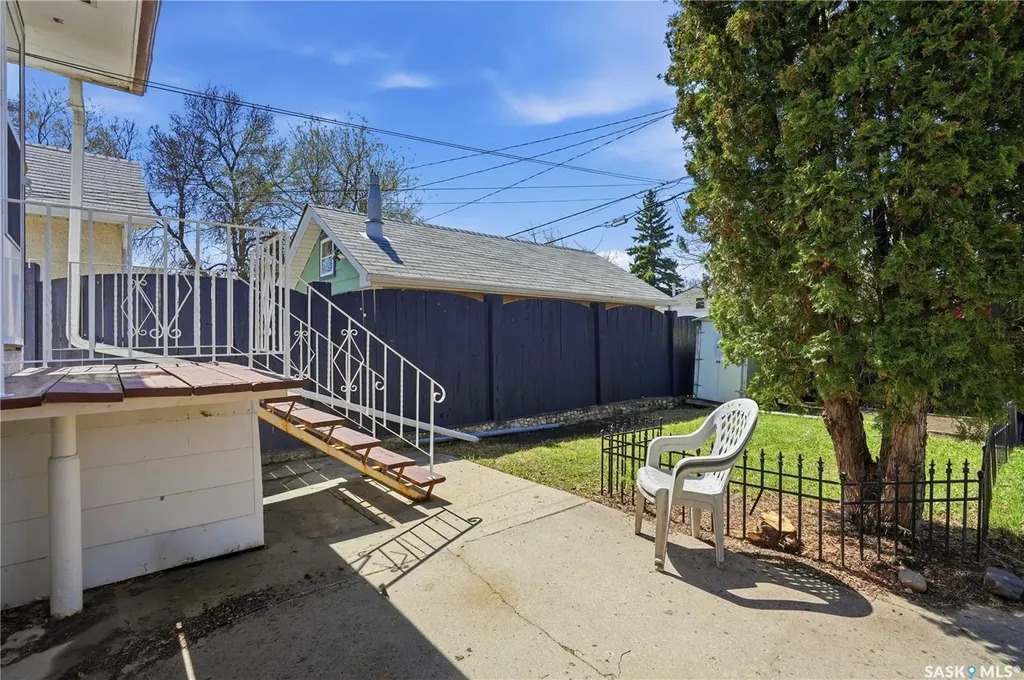 2022 Wascana Street Regina SK S4T 4J7