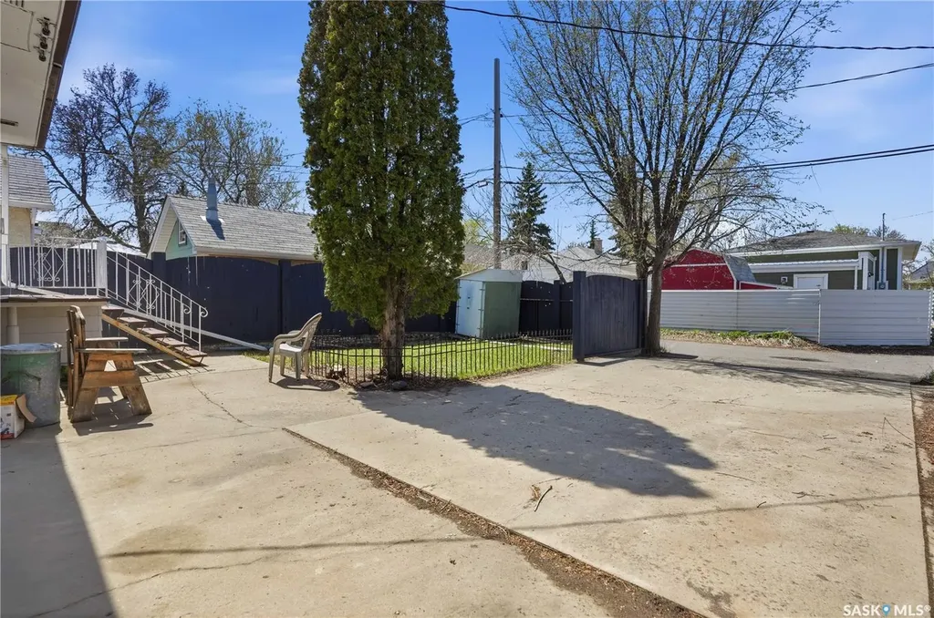 2022 Wascana Street Regina SK S4T 4J7