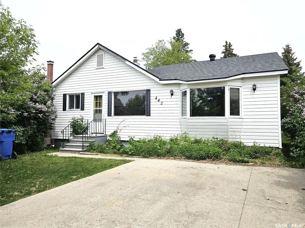 442 6th Avenue W Melville SK S0A 2P0