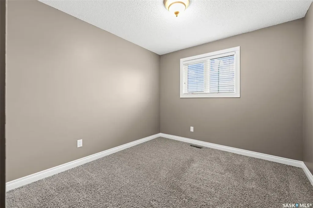 1015 Kenderdine Drive N Regina SK S4X 4H8