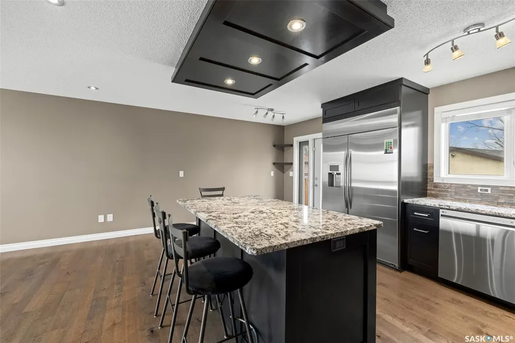 1015 Kenderdine Drive N Regina SK S4X 4H8