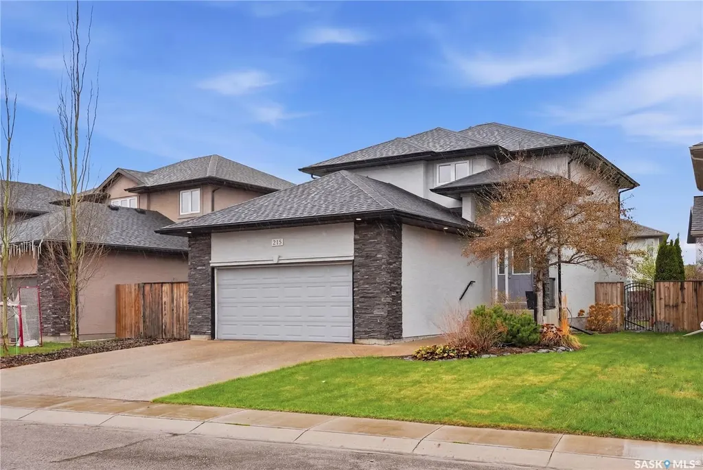 215 Whalley Crescent Saskatoon SK S7T 0E6