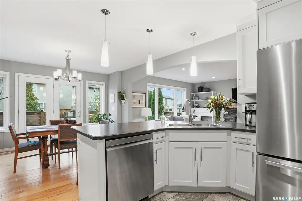 215 Whalley Crescent Saskatoon SK S7T 0E6