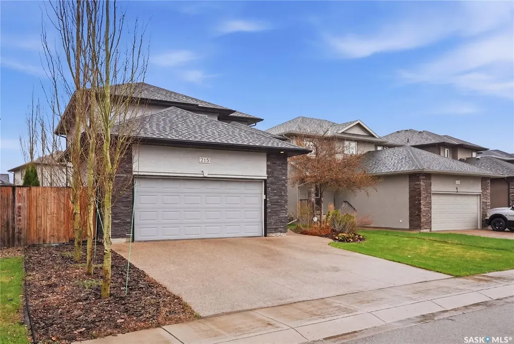 215 Whalley Crescent Saskatoon SK S7T 0E6