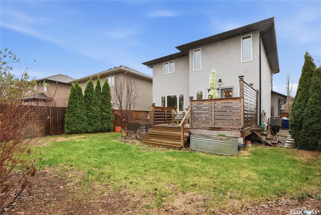 215 Whalley Crescent Saskatoon SK S7T 0E6