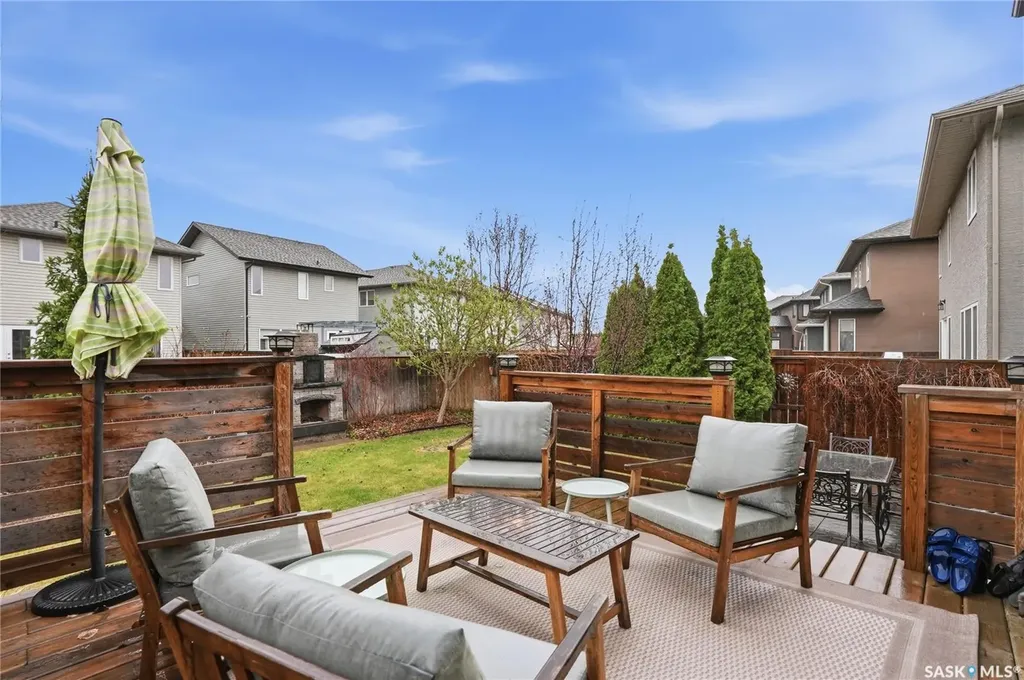 215 Whalley Crescent Saskatoon SK S7T 0E6