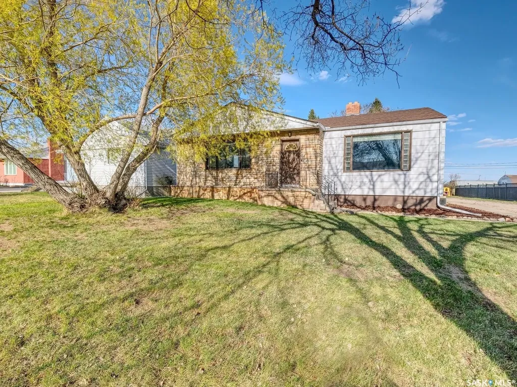 304 Young Street Rosetown SK S0L 2V0