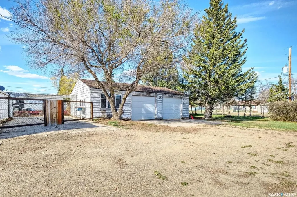 304 Young Street Rosetown SK S0L 2V0