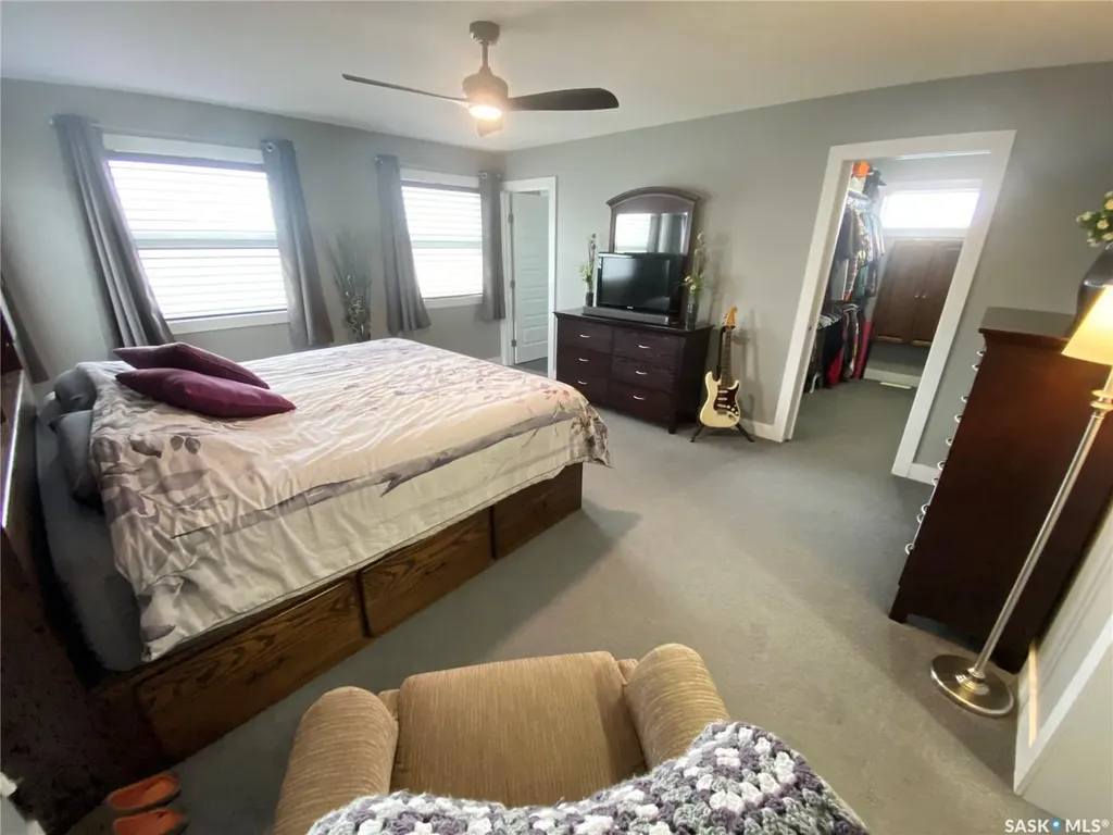 44 Stillwater Bay Yorkton SK S3N 0E6