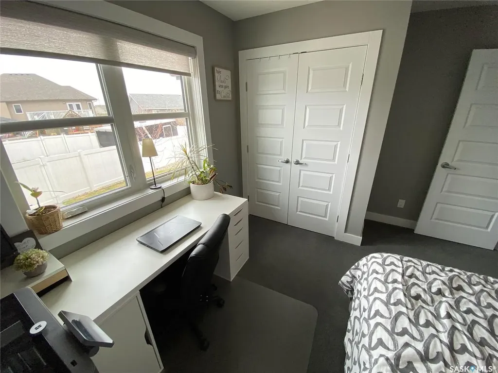 44 Stillwater Bay Yorkton SK S3N 0E6
