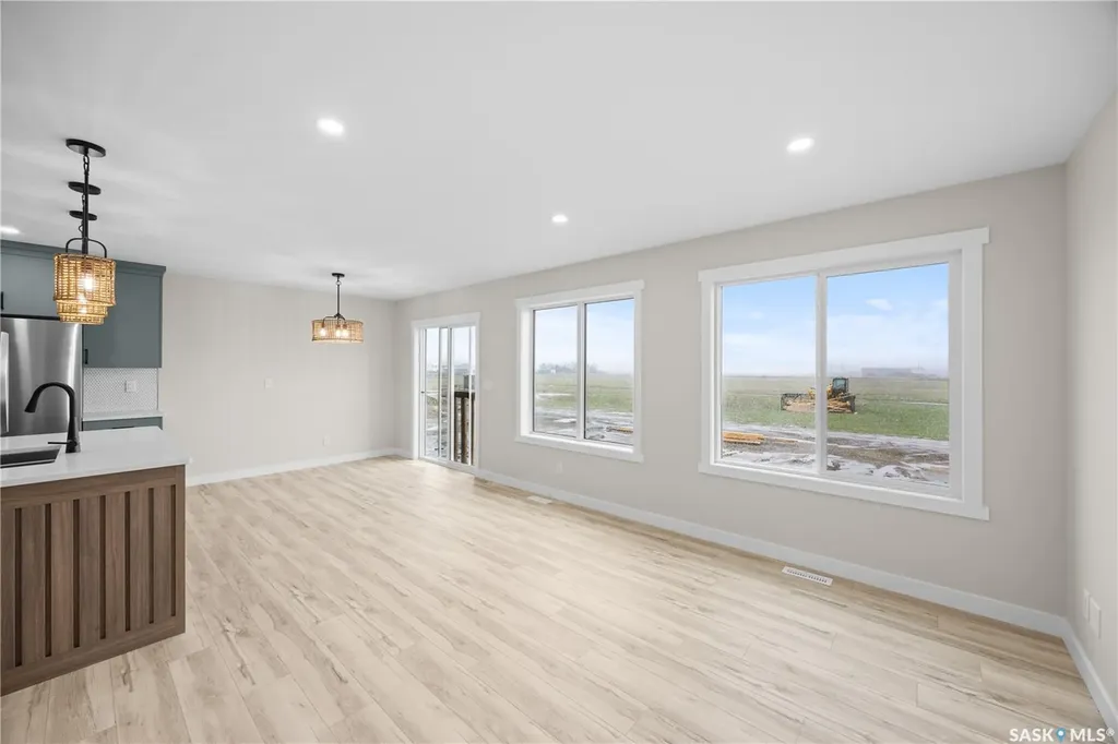 286 Froese Crescent Warman SK S0K 4S3