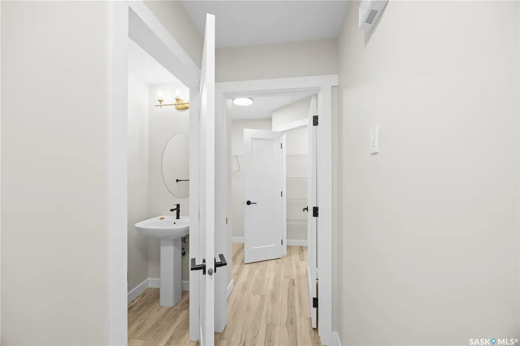 286 Froese Crescent Warman SK S0K 4S3