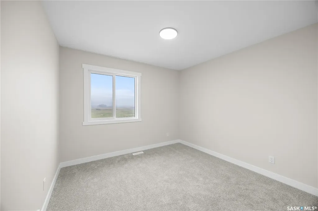 286 Froese Crescent Warman SK S0K 4S3