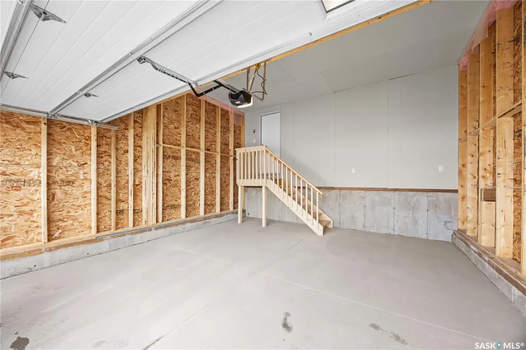 286 Froese Crescent Warman SK S0K 4S3