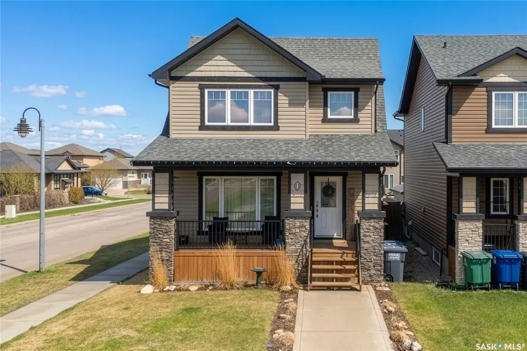 386 Levalley Cove Saskatoon SK S7T 0H5