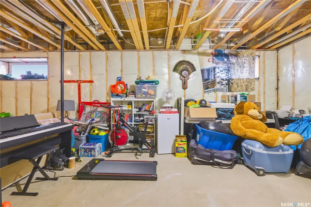 386 Levalley Cove Saskatoon SK S7T 0H5
