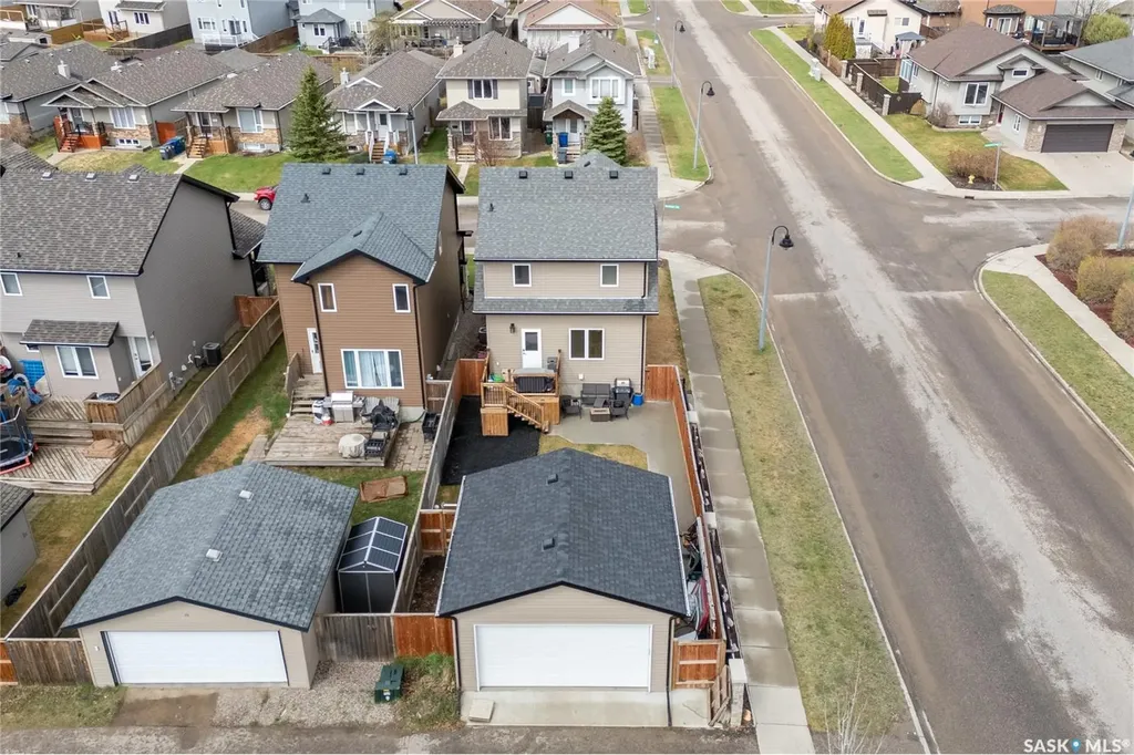386 Levalley Cove Saskatoon SK S7T 0H5