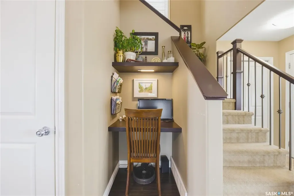 386 Levalley Cove Saskatoon SK S7T 0H5