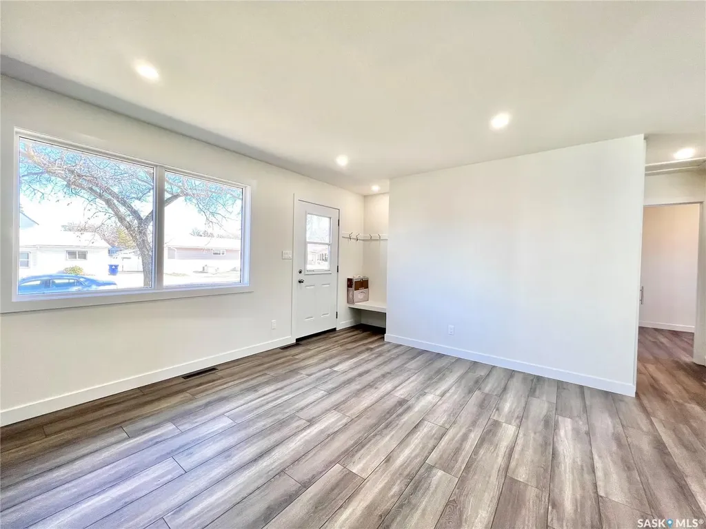 318 Mctavish Street Outlook SK S0L 2N0